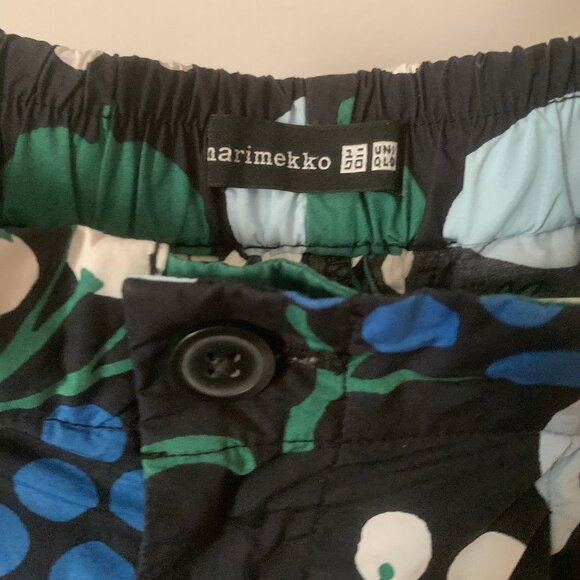 Uniqlo x Marimekko Cotton Poplin Shorts - Picture 3 of 6